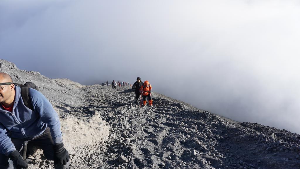 סנרו Rinjani Trails Hotel מראה חיצוני תמונה
